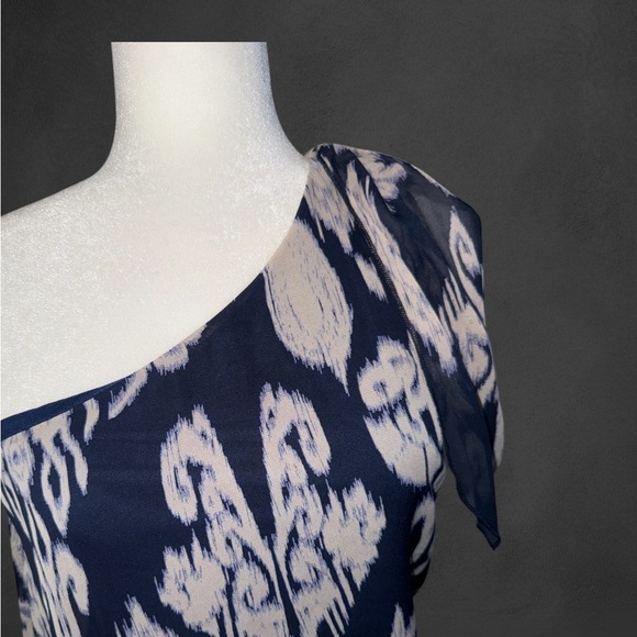 NWT Navy and White One-Shoulder Dress - Picture 3 of 3